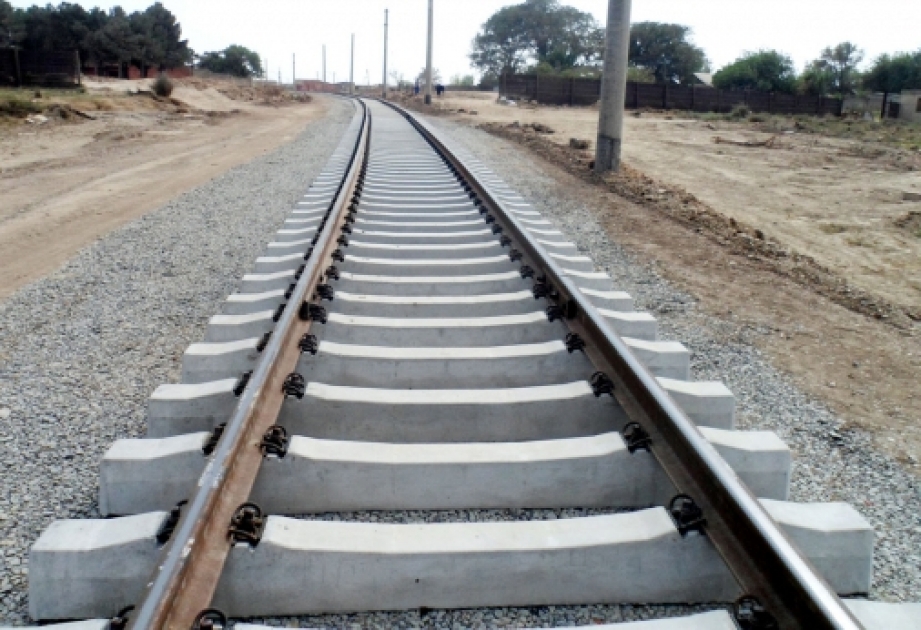 巴库-第比利斯-卡尔斯铁路线已完成87%的建设工作