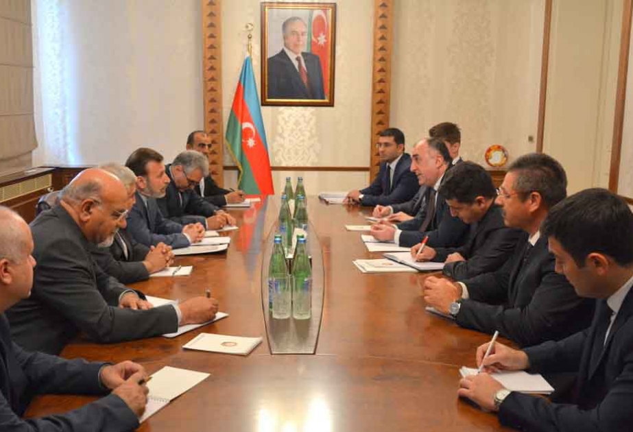 Außenminister Elmar Mammadyarov trifft sich mit Minister für Kommunikation und Informationstechnologien Irans