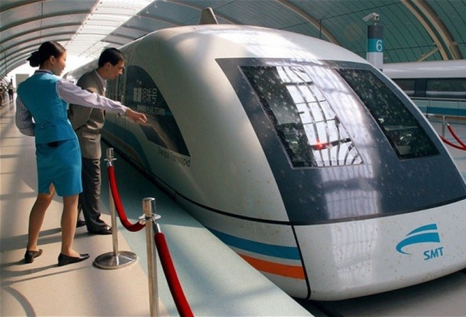 China's energy-saving subway goes into operation
