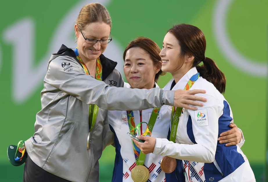 韩国女子射箭运动员张惠珍摘金