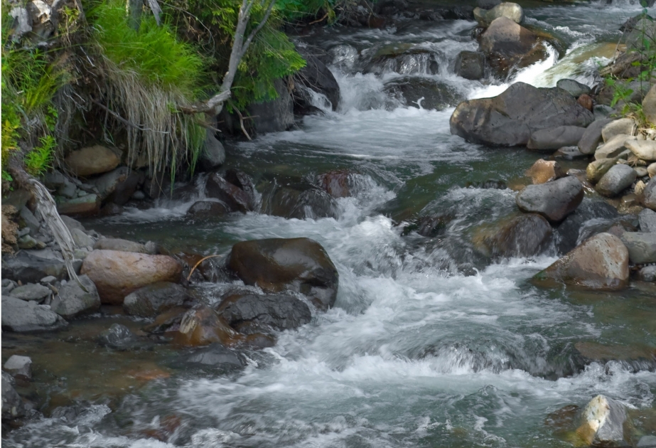 В пункте Новрузлу реки Араз отмечено повышение уровня воды на 9 см