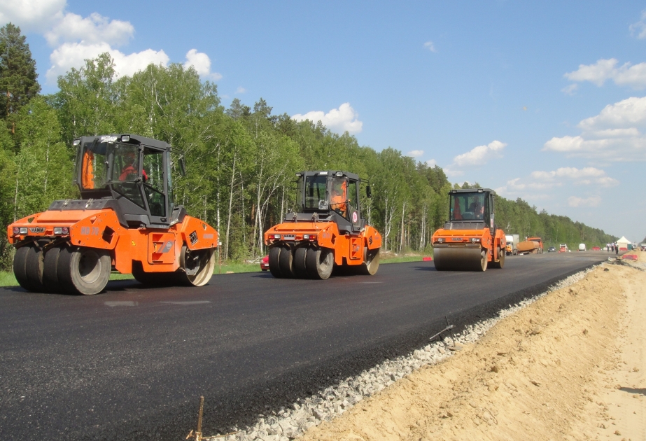 President Ilham Aliyev allocates additional funds for construction of roads in Quba