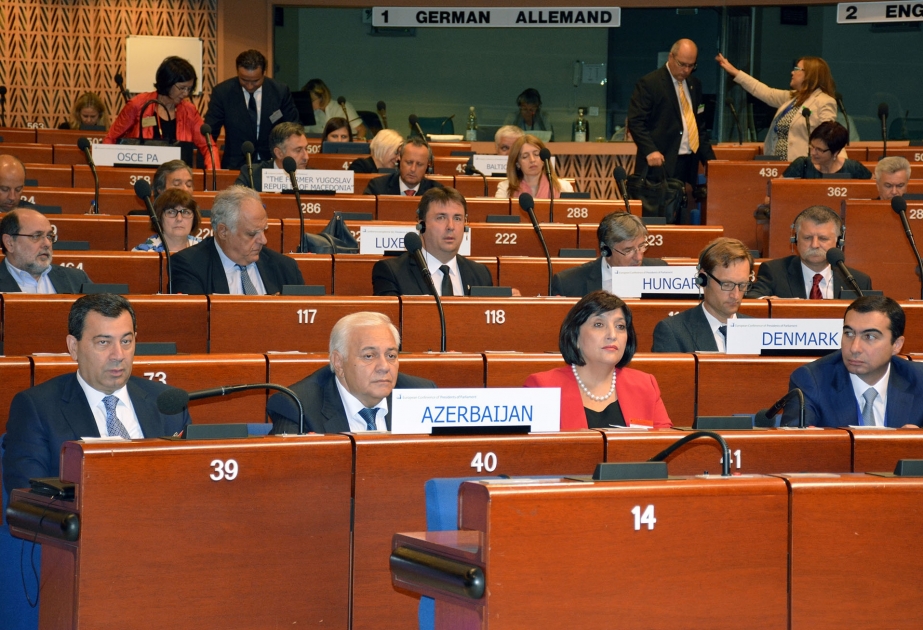 阿塞拜疆国民议会议长参加欧洲委员会议会大会成员国议长会晤
