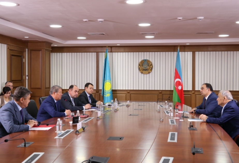 Azerbaijan, Kazakhstan discuss prospects for relations