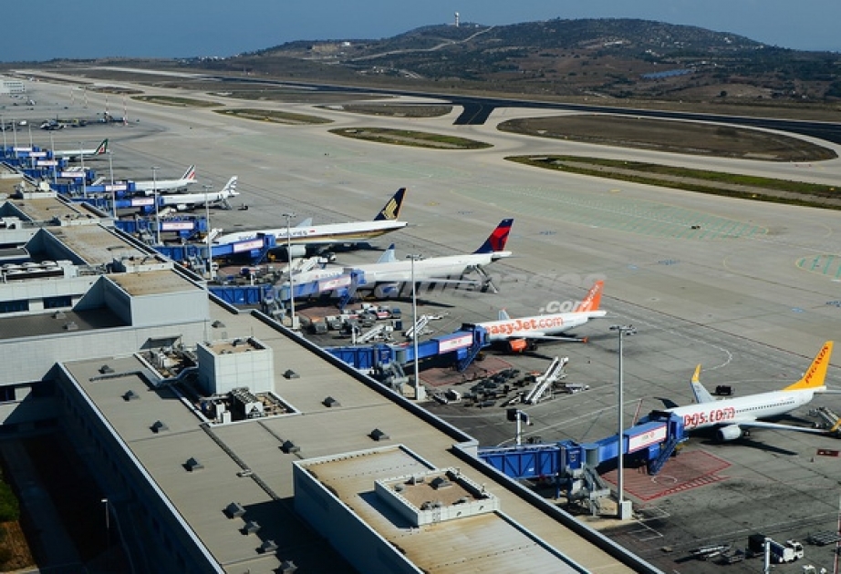 Yunanıstanın hava limanlarında sərnişinlərdən tutulan vergi artırılacaq