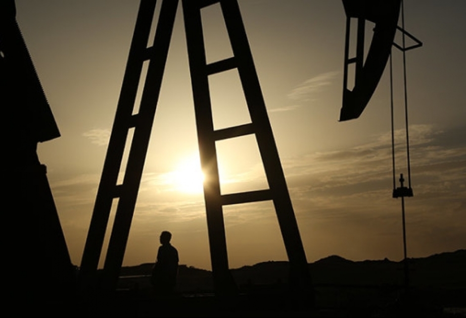 Beynəlxalq Enerji Agentliyi: Sentyabrda qlobal neft təklifi artıb