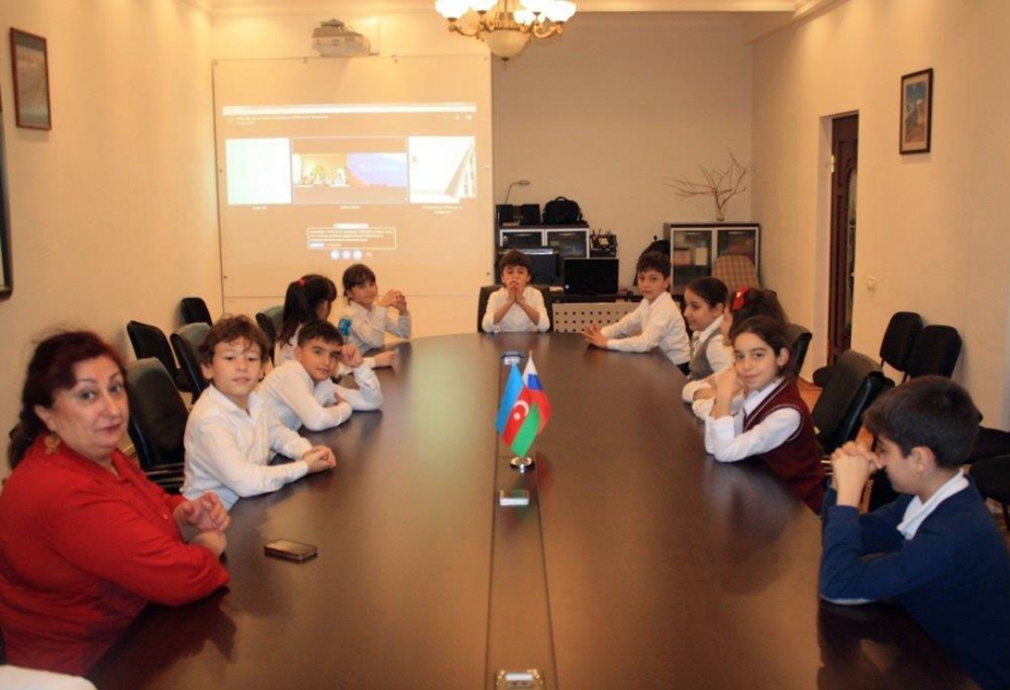 Бакинских школьников познакомили с уникальными сказами Павла Бажова