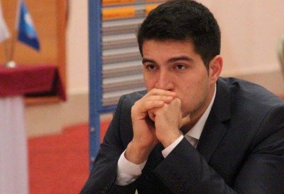 Azerbaijani grandmaster chases leader in Saint Louis