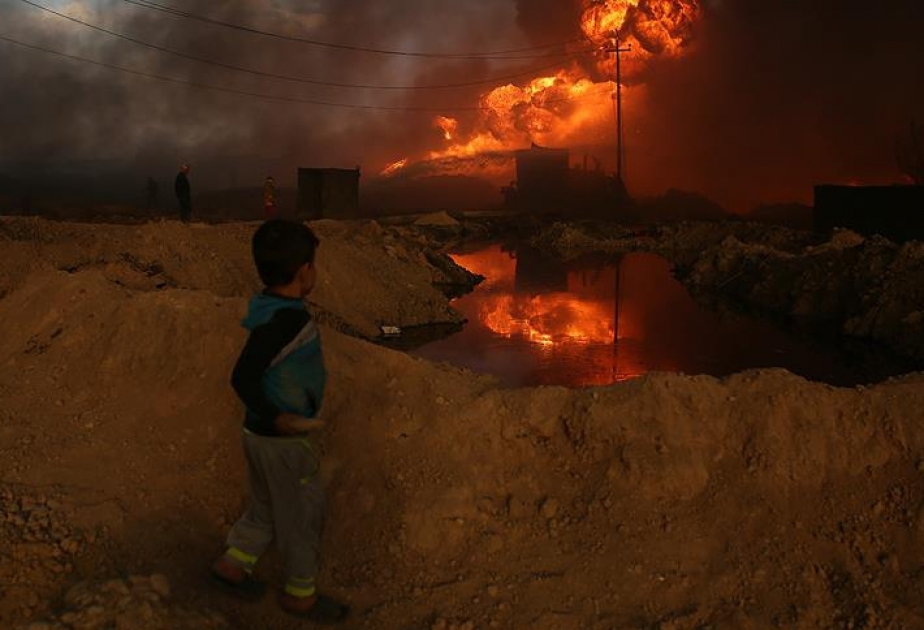 Mosuldakı neft quyuları yanmaqda davam edir