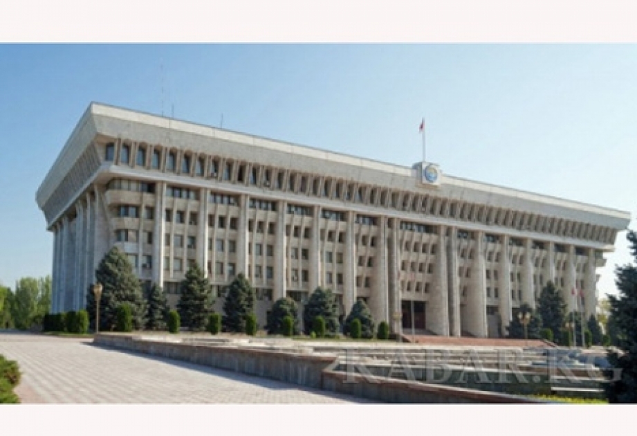 Qırğızıstan parlamenti hökumətin strukturunu və proqramını təsdiq edib