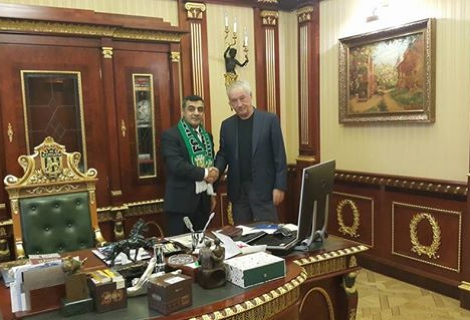 Ukraynada fəaliyyət göstərən “Neftçi” fan-klubunun prezidenti “Karpatı” komandasının rəhbərliyi ilə görüşüb