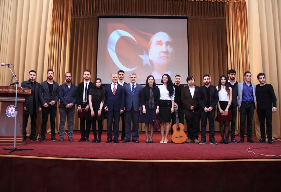 Dövlət Pedaqoji Universitetində Mustafa Kamal Atatürkün xatirəsi anılıb