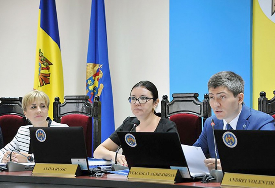 В Молдове состоялся второй тур президентских выборов