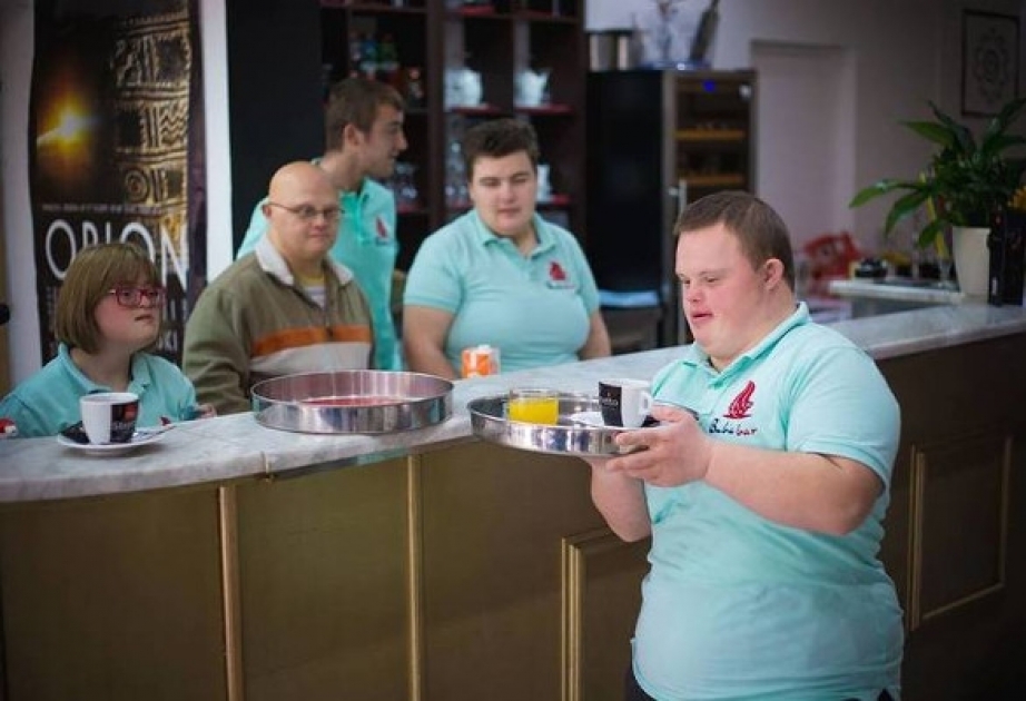 Xorvatiyada daun sindromlu insanların xidmət göstərdiyi kafe açılacaq