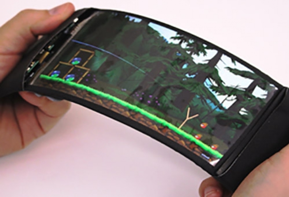 Kanadada bükülən “3D” smartfon yaradılıb