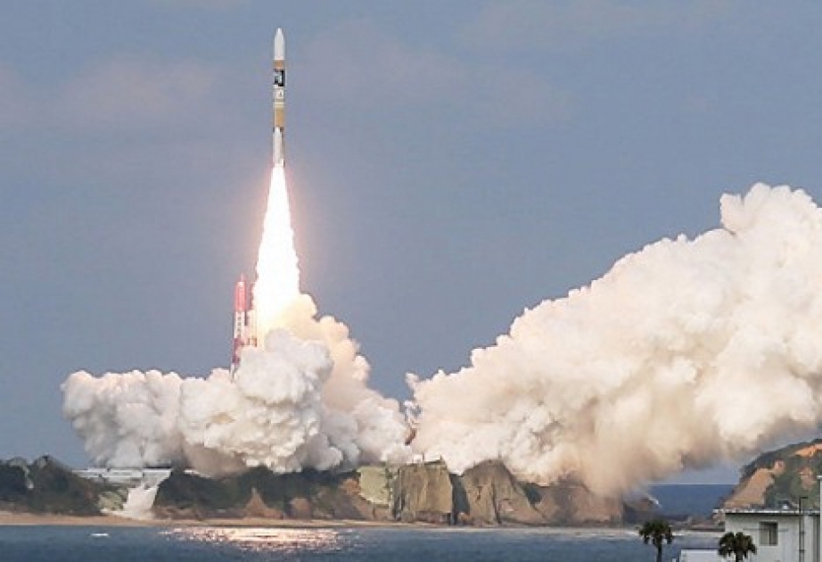 Японцы успешно запустили ракету на твердом топливе «Эпсилон»