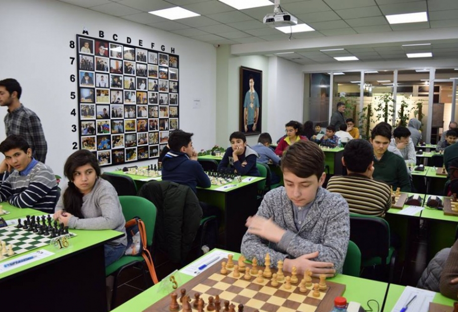 Ziya Məmmədov uşaqlar arasında şahmat turnirinin qalibi olub