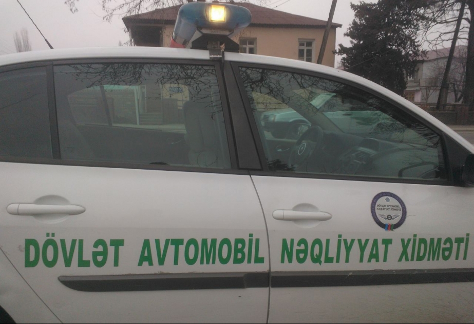 Dövlət Avtomobil Nəqliyyatı Xidməti Qax rayonunda qaydaları pozan sürücülərə qarşı reyd keçirib
