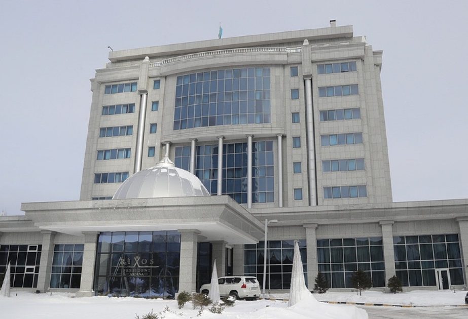Astana: Suriya hökuməti və müxalifəti bir stol arxasında oturub
