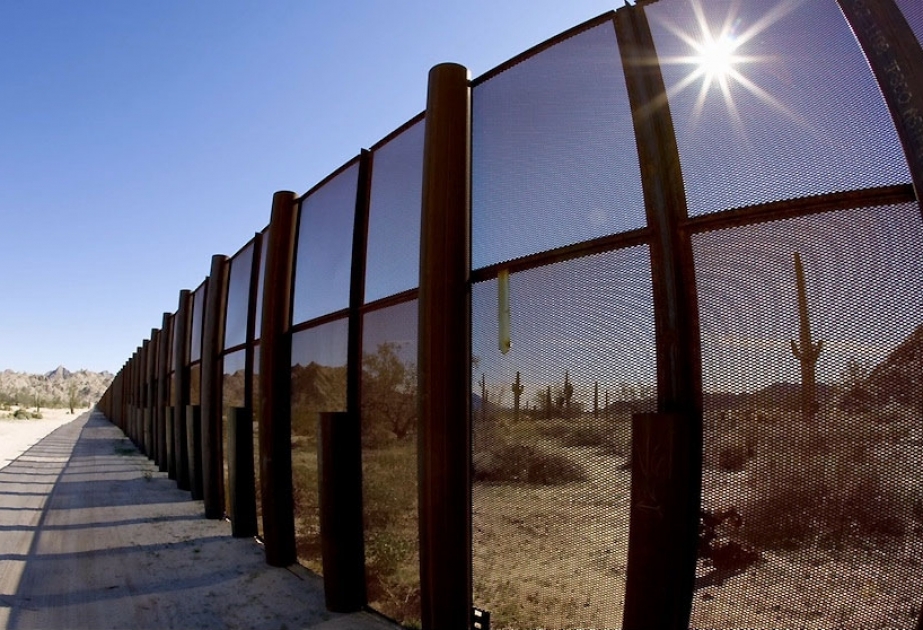 'Mexico doesn't believe in walls' says President Peña Nieto