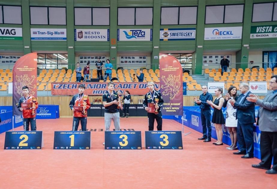 Azerbaijani table tennis players claim two medals in Czech Open