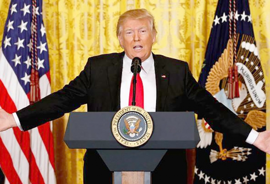 Президент Трамп обругал ведущие СМИ на пресс-конференции в Белом доме