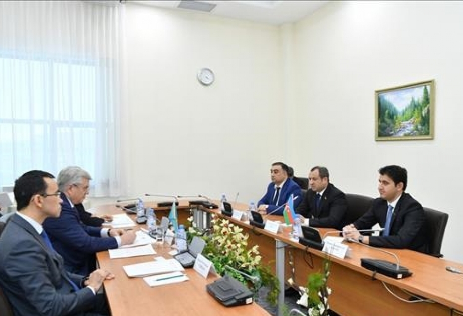 Kazakh and Azeri parliamentary delegations discuss prospects of cooperation