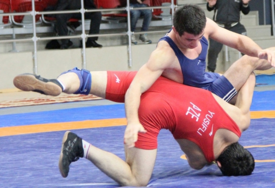 Young Azerbaijani freestyle wrestlers to vie for medals in Yakutsk