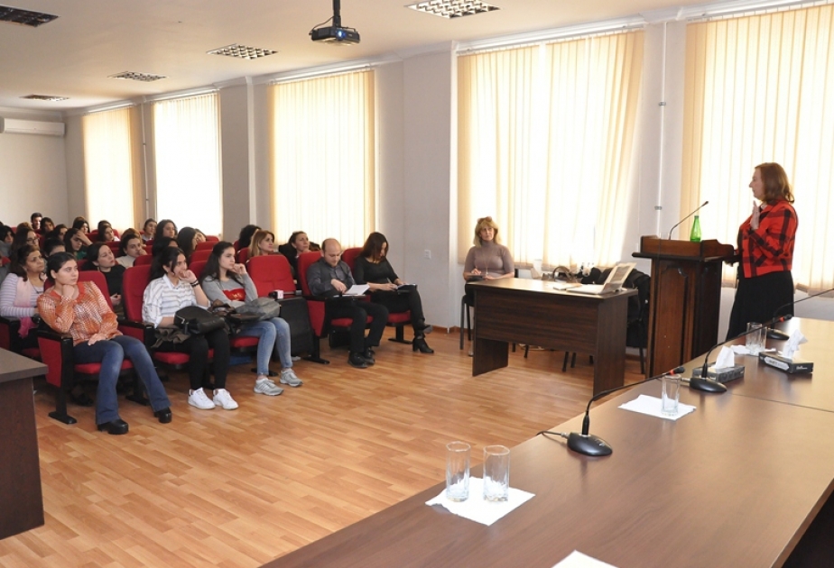 German professor gives lecture at Azerbaijan University of Languages