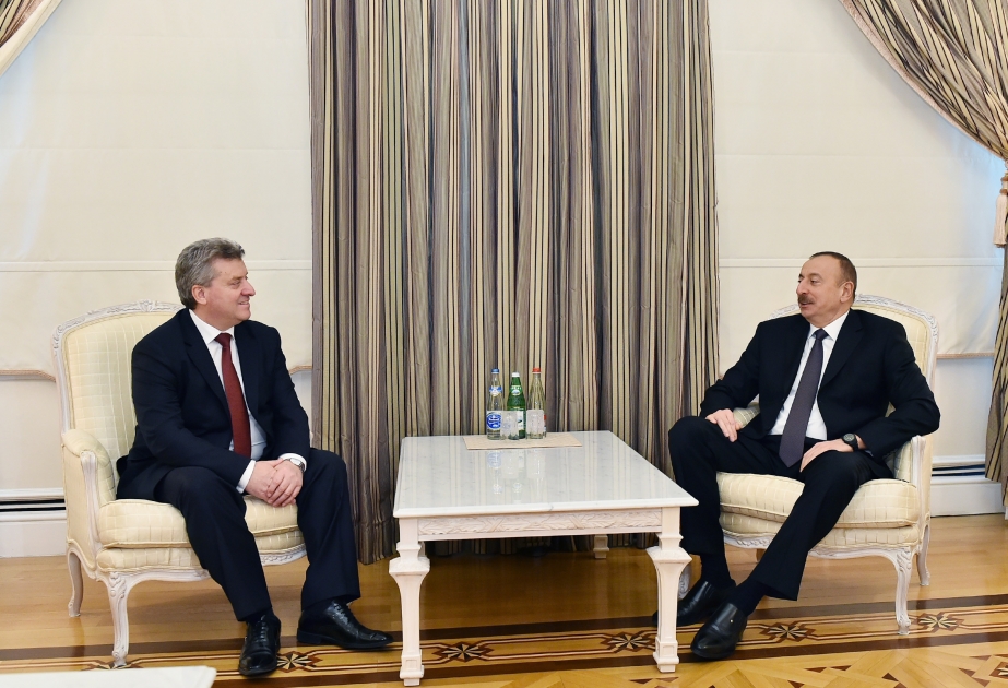 Präsident Ilham Aliyev trifft sich mit seinem mazedonischen Amtskollegen Gjorge Ivanov VIDEO