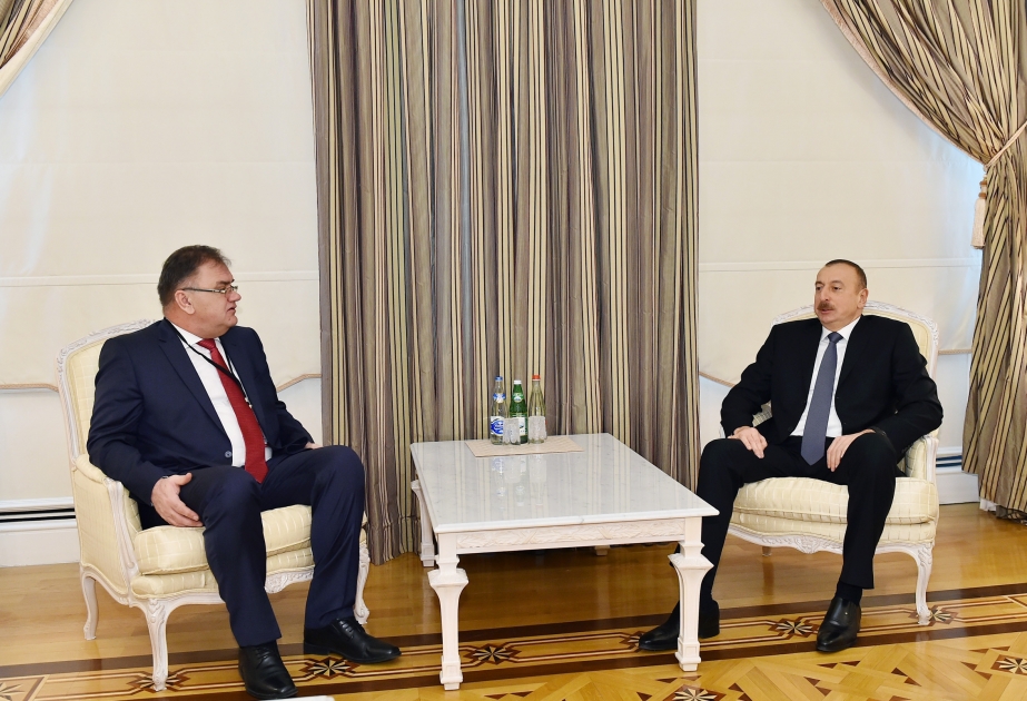 伊利哈姆·阿利耶夫总统会见波斯尼亚和黑塞哥维那主席团主席姆拉登·伊万尼奇