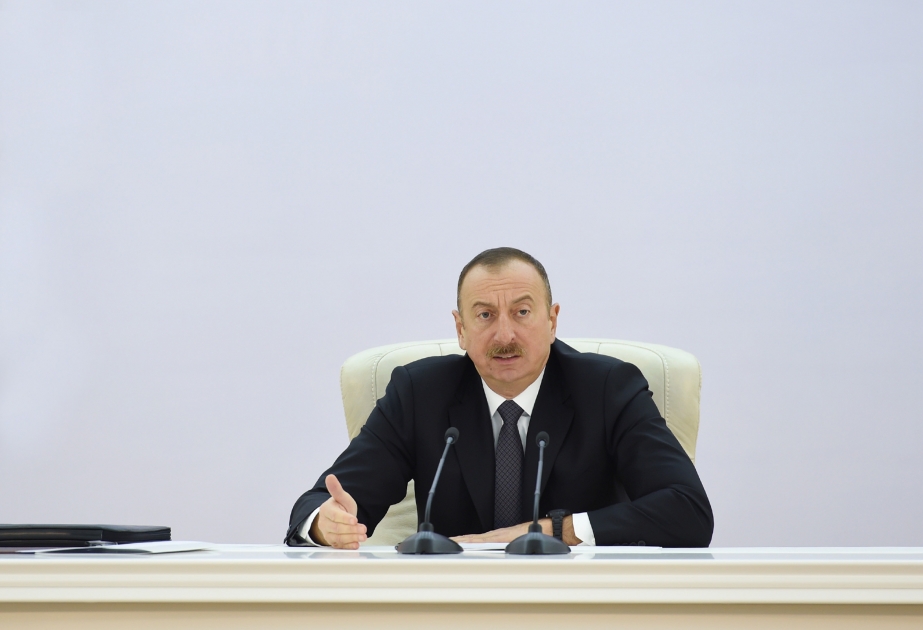 Президент: Развитие хлопководства придаст большой импульс и развитию легкой промышленности в Азербайджане
