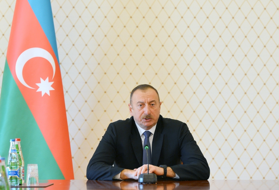 Präsident Ilham Aliyev: April-Gefechte sollten in militärischen Lehrbücher eingeführt werden