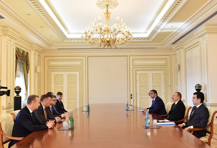 伊利哈姆·阿利耶夫总统接见爱沙尼亚公共管理部部长率领的代表团