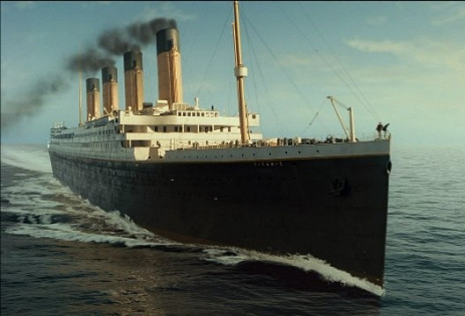 В Китае достроили туристический «Титаник»