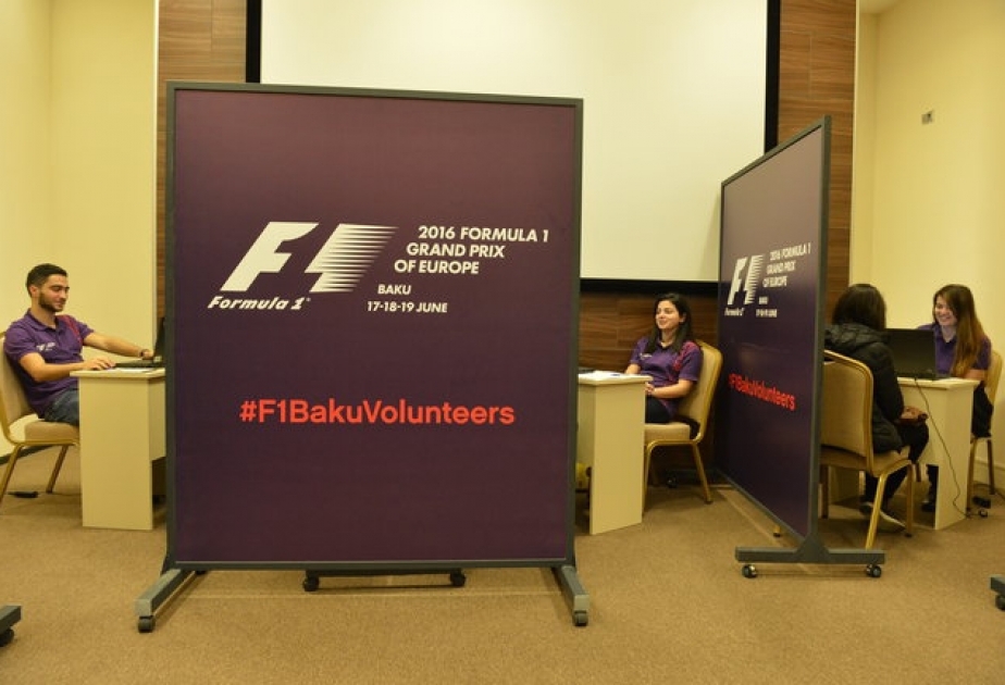 Formula-1 könüllüləri üçün təlim keçirilib