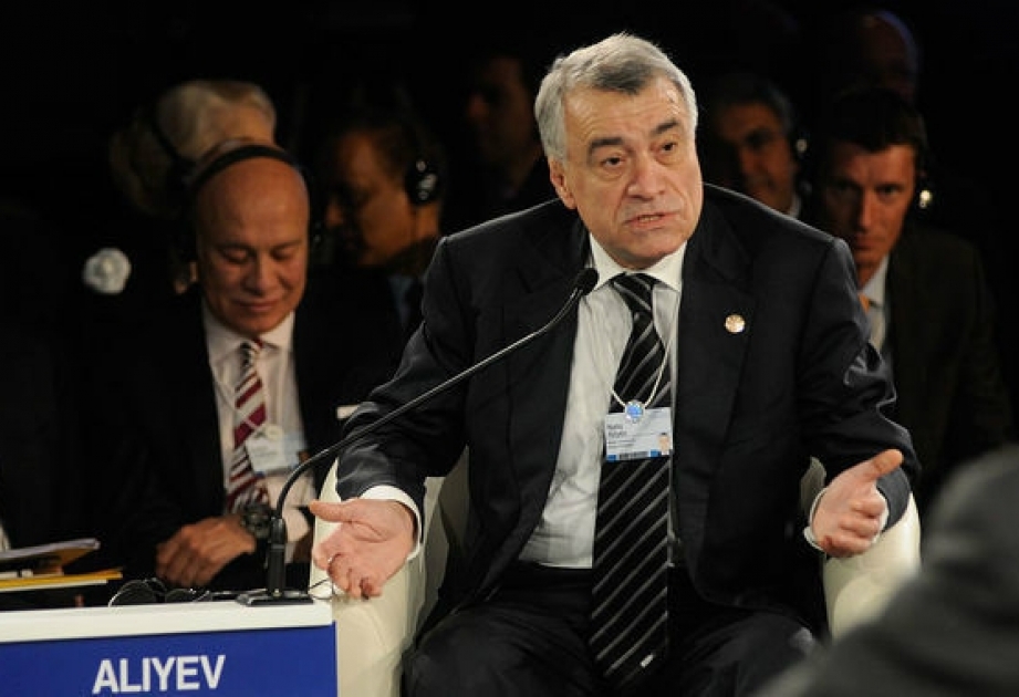 وزير الطاقة يقود وفد أذربيجان في مؤتمر ومعرض تكنولوجيا الحقول البحرية