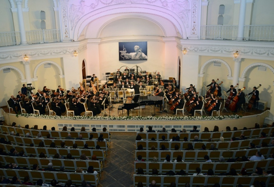 Дрезденский оркестр покорил бакинскую публику своим выступлением