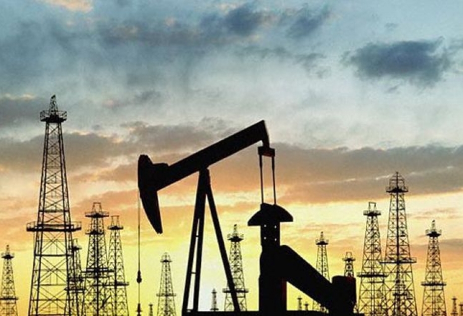 Баррель азербайджанской нефти продается за 51,99 доллара
