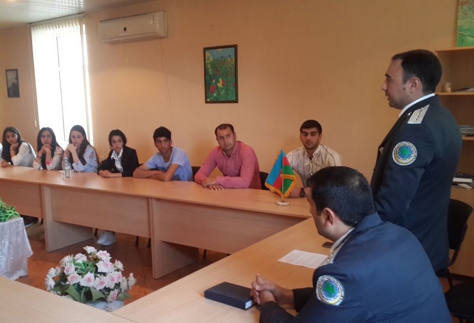 Dövlət Miqrasiya Xidməti Xaçmazda turizm agentliklərinin nümayəndələri üçün seminar keçirib