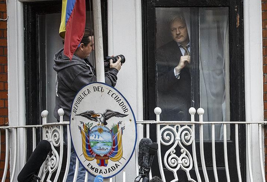 Ekvador Prezidenti Culian Assanjı haker adlandırıb