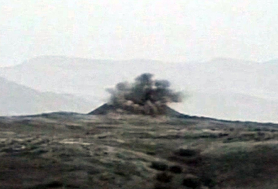 Ermənistan silahlı qüvvələrinin iki hərbi obyekti dağıdılıb VİDEO