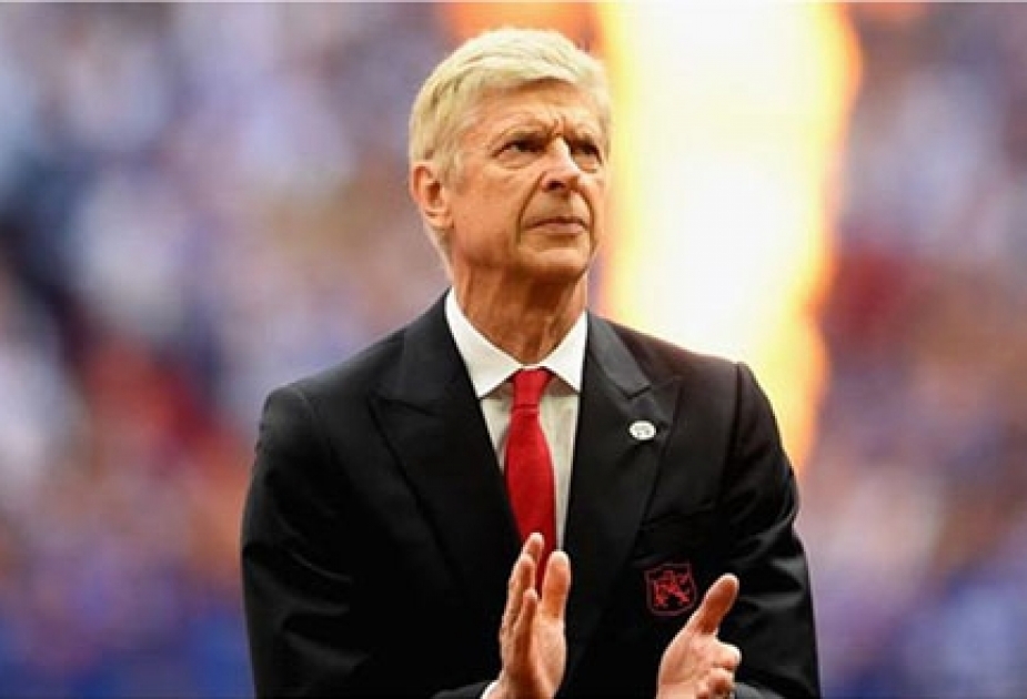 Arsen Venqer Londonun “Arsenal” klubunun komandasını daha iki il çalışdıracaq