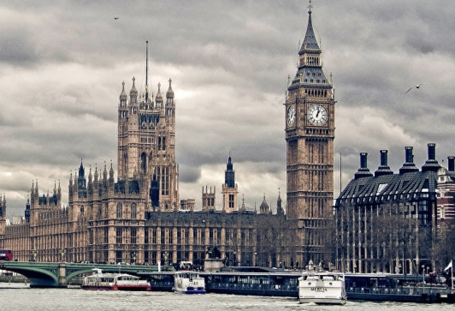 Britaniya: parlament seçkilərində 25 ilin ən yüksək iştirak səviyyəsi qeydə alınıb