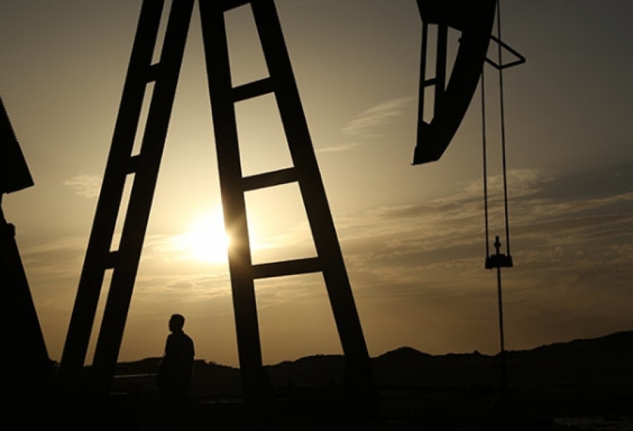 Mayda qlobal neft təklifi artıb