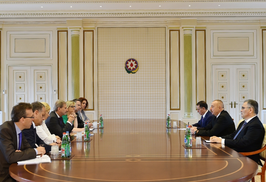 Президент Ильхам Алиев принял делегацию во главе с комиссаром Европейского Союза ОБНОВЛЕНО ВИДЕО