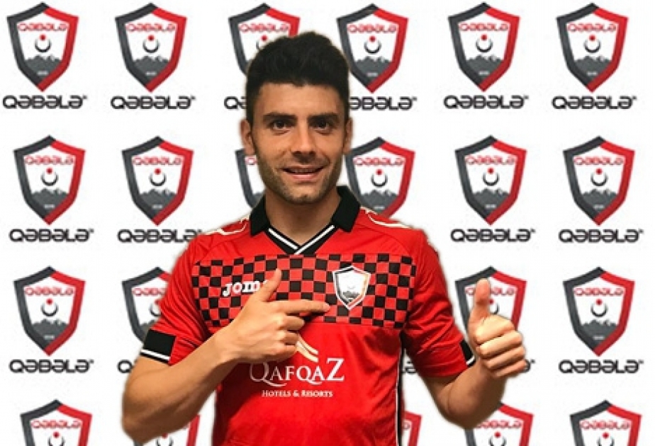 Gabala signs former Spanish provisional player