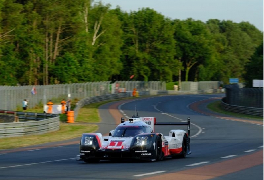 Toyota in Le Mans vor Titelverteidiger Porsche behauptet
