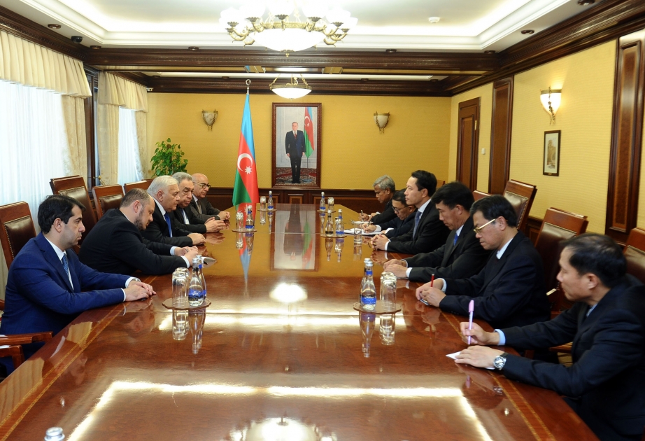 沙伦赛·贡玛希: 老挝希望扩大与阿塞拜疆在各领域的合作