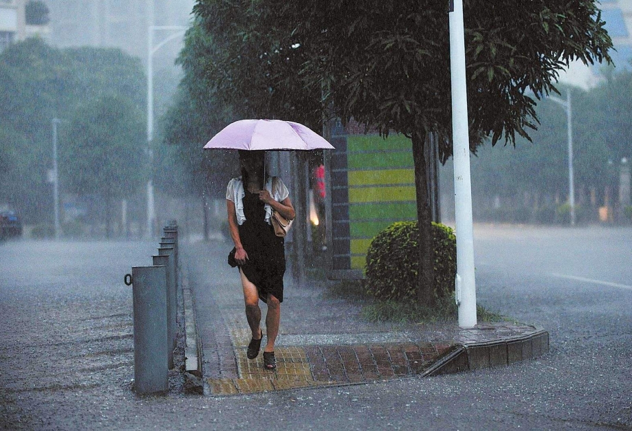 Çində leysan yağışları 8 nəfərin ölümünə səbəb olub